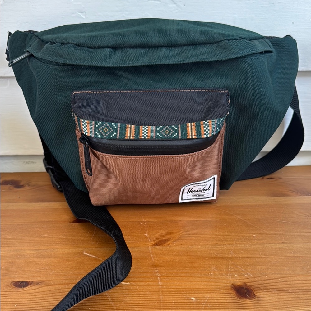 Herschel Supply Company Green and Brown Belt Bag with Adjustable Straps